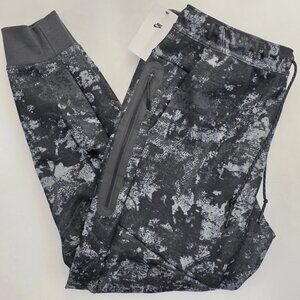 Nike Tech Fleece Camo Slim Fit Taper Sweatpants Size L/S  Black Grey HV5053-060
